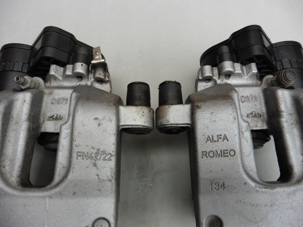 фото №5, Супорт гальмівний правий лівий задня maserati levante