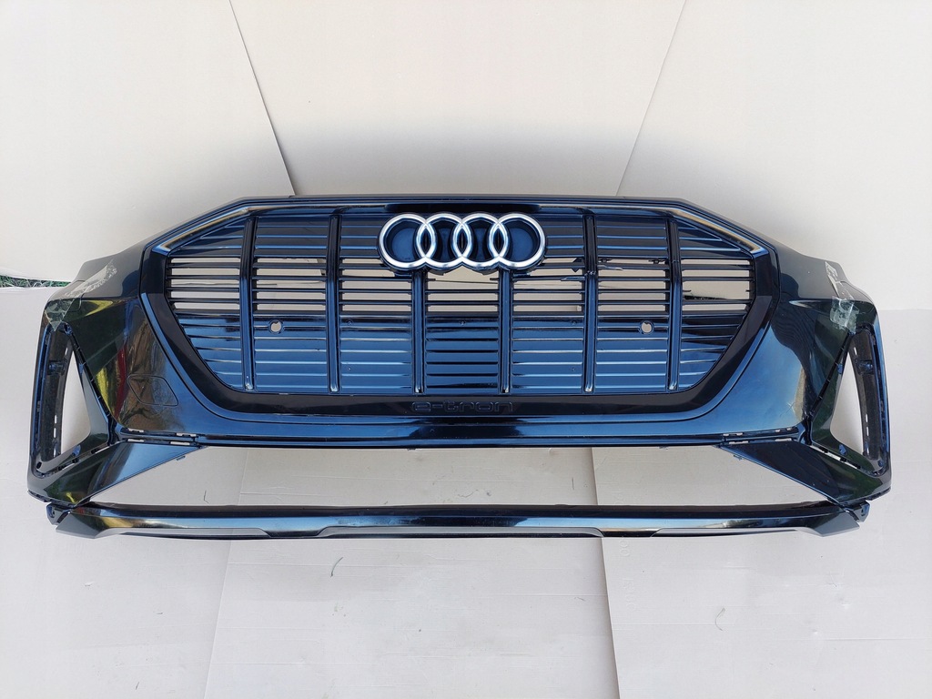 фото №1, Audi e-tron s-line. бампер перед a351