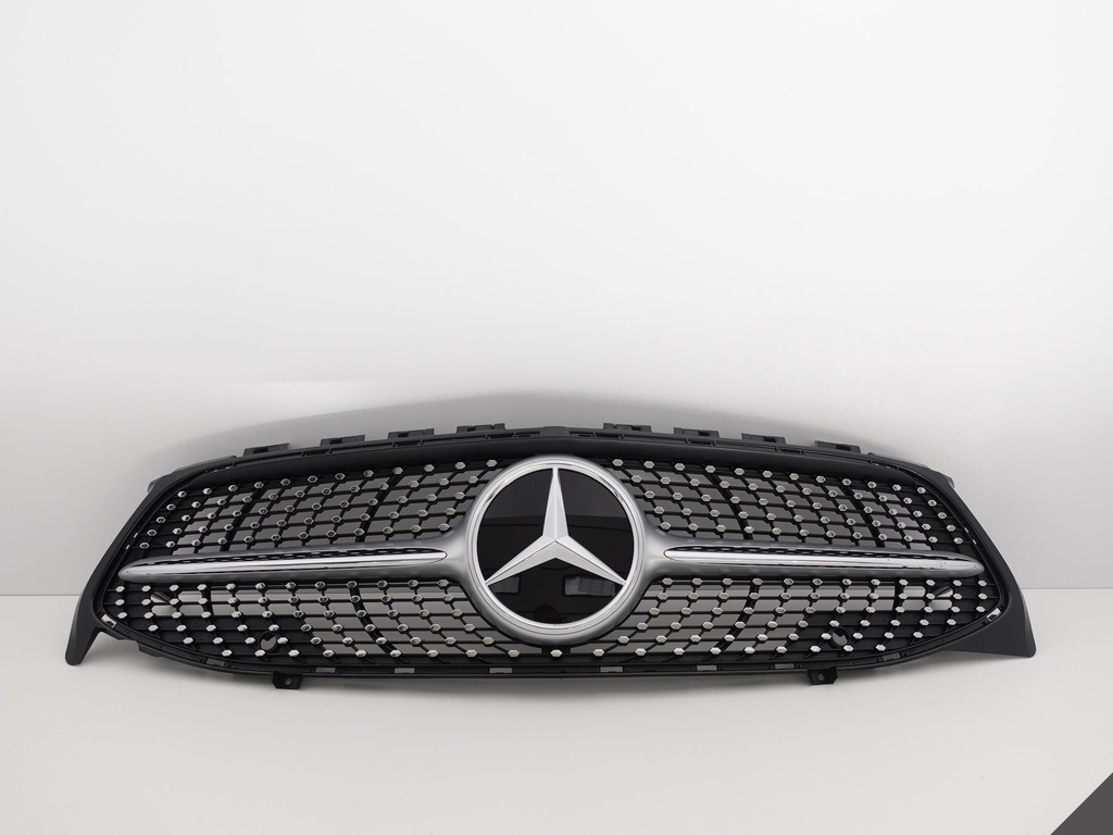 фото №1, Mercedes cla x118 c118 amg 19- diamond решітка радіатора pdc