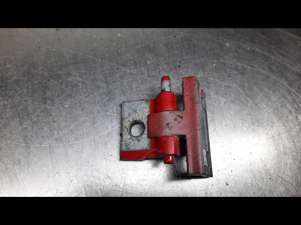 фото №2, Петля дверь правый volvo v70 ii s60