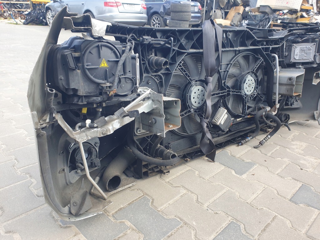 Audi a4 b8 pas передний перед kompletny бампер s line с Разборки