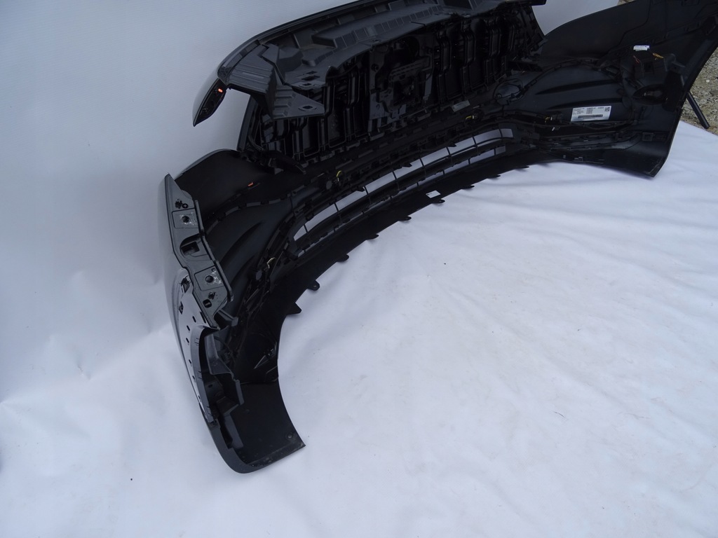 фото №9, Бампер перед передній mercedes x243 eqb amg набір