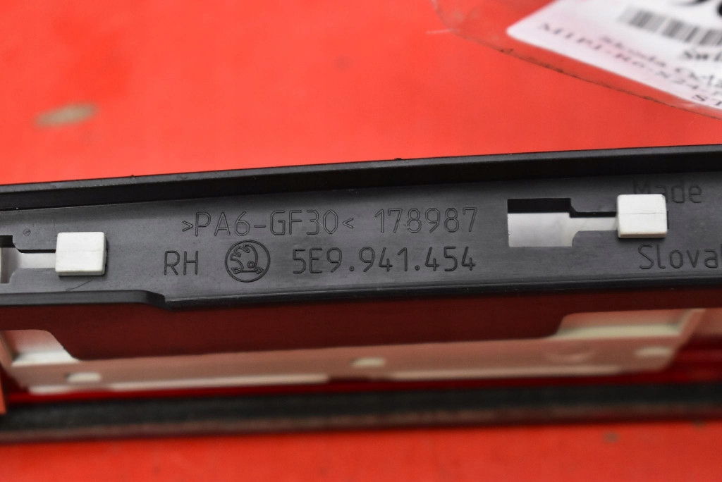 фото №8, Свет стоп-сигнал стоп 5e9945097c skoda octavia 3 iii kombi lift 17-20