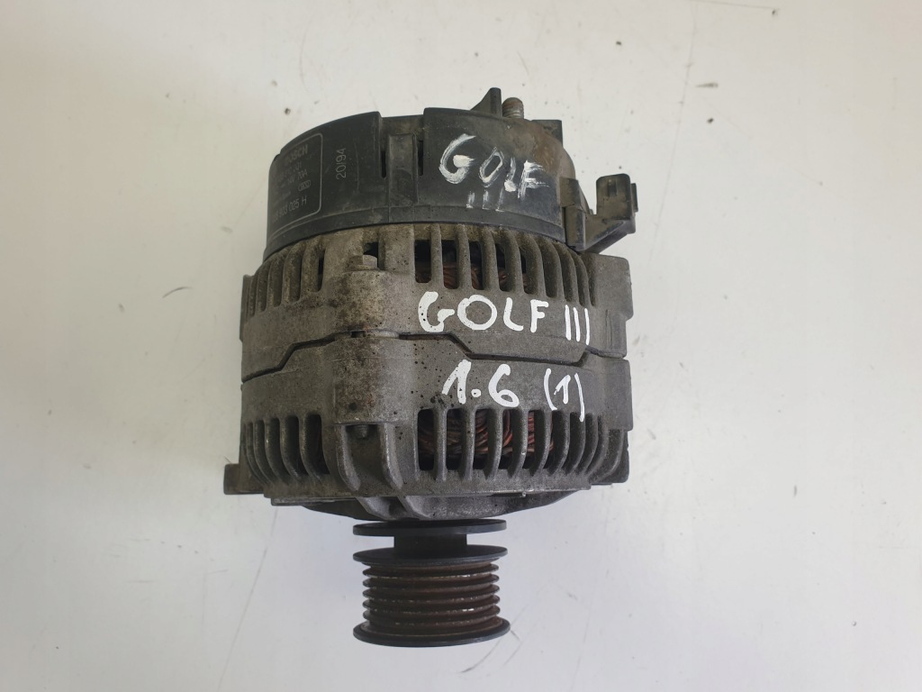 Vw golf 3 1.6 генератор 028903025h bosch 70a Зі Шроту