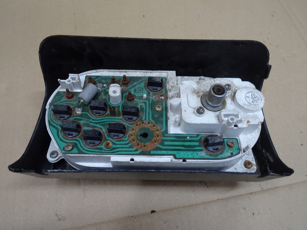 фото №6, Suzuki samurai счетчик приборы км/ч 1,0 410 eu