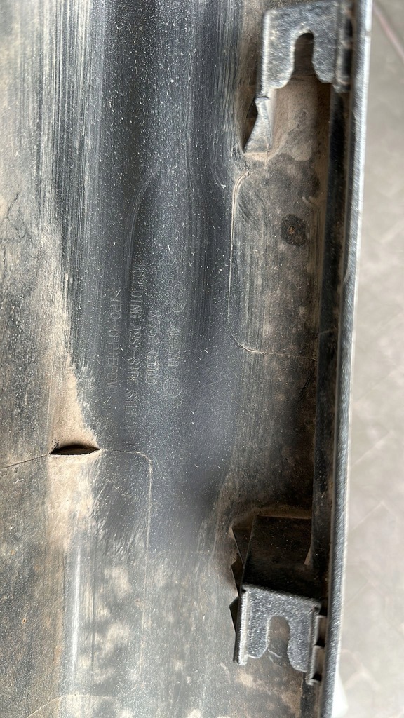 фото №4, Hyundai ioniq 2018- накладка порог правая