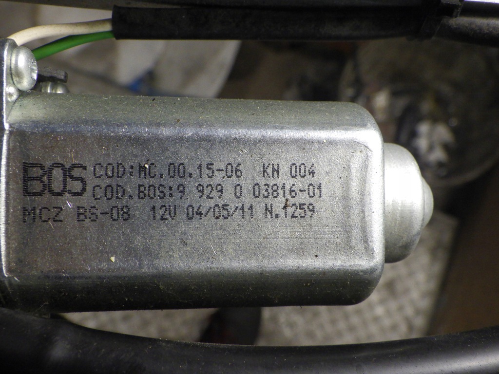 фото №9, Lancia thema chrysler 300c шторка електрична