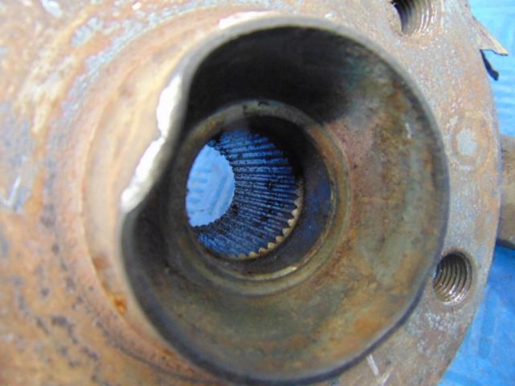 Seat leon 2 поворотний кулак лівий перед Недорого