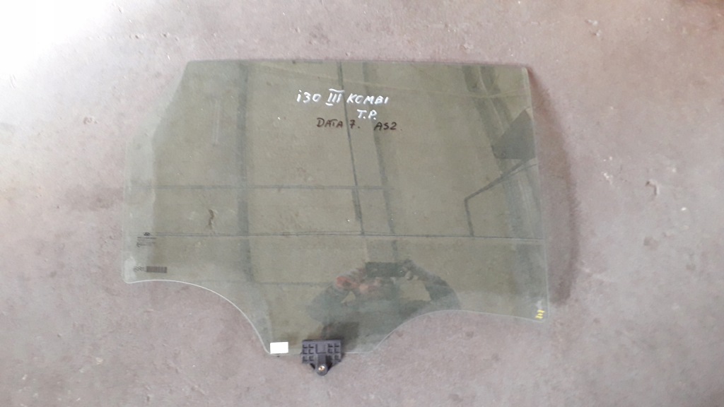 фото №1, Hyundai i30 iii 2017- kombi скло двері задня права