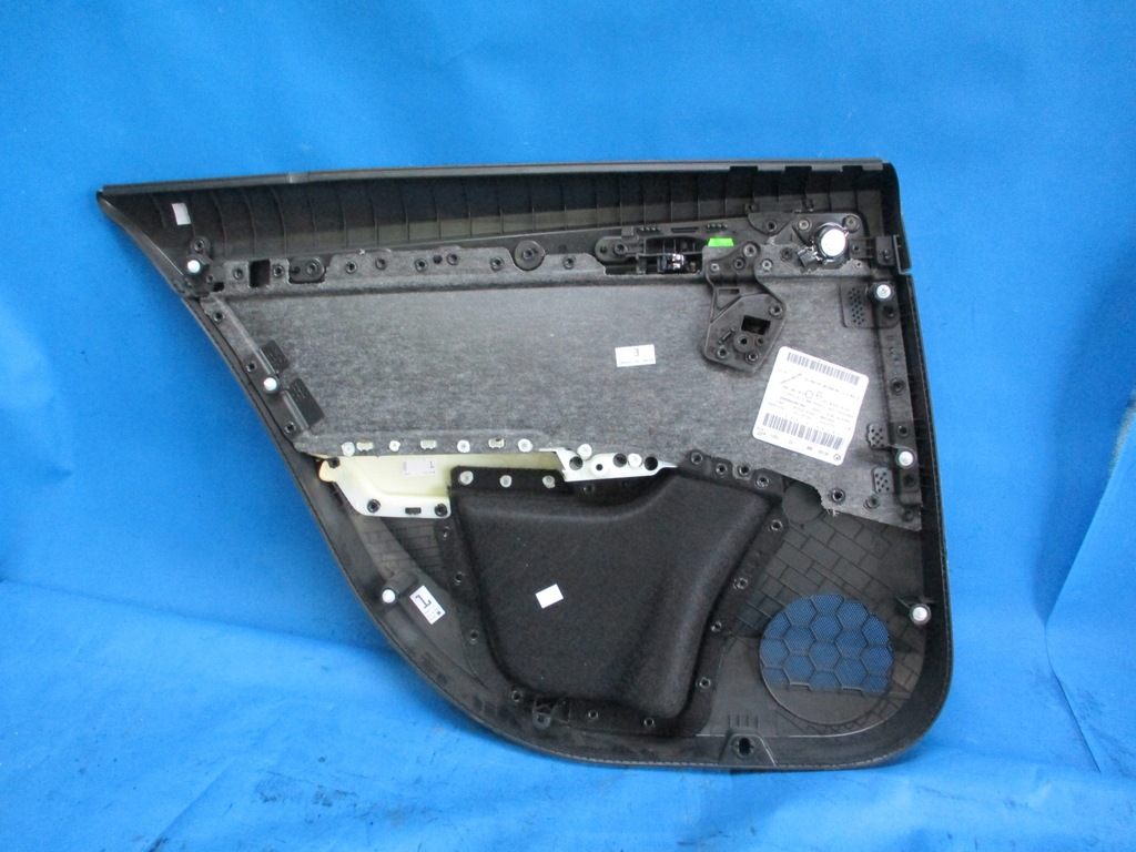 фото №4, Обшивка двері правий задній skoda octavia iii