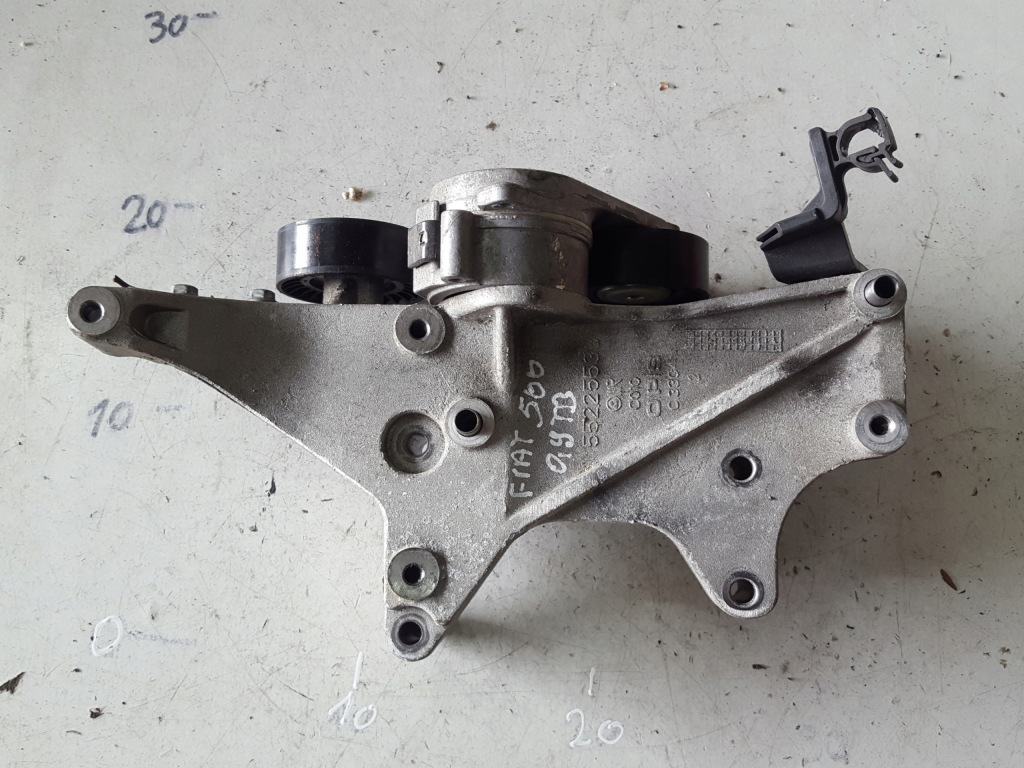 фото №1, Fiat 500 lift 0.9 turbo кронштейн кронштейн компрессора