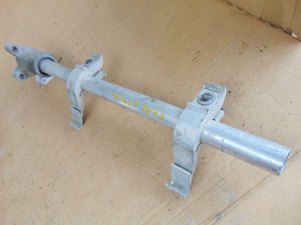 фото №5, Volvo fm12 fh12 01r кронштейн подкрылок левый задняя