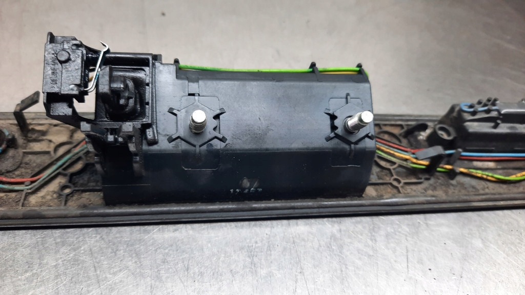 фото №8, Накладка задний крышки 30699743 volvo v70 iii 2.5t 07r fwd