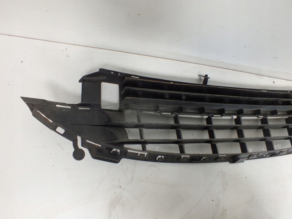 фото №8, Peugeot 207 решітка бампера перед