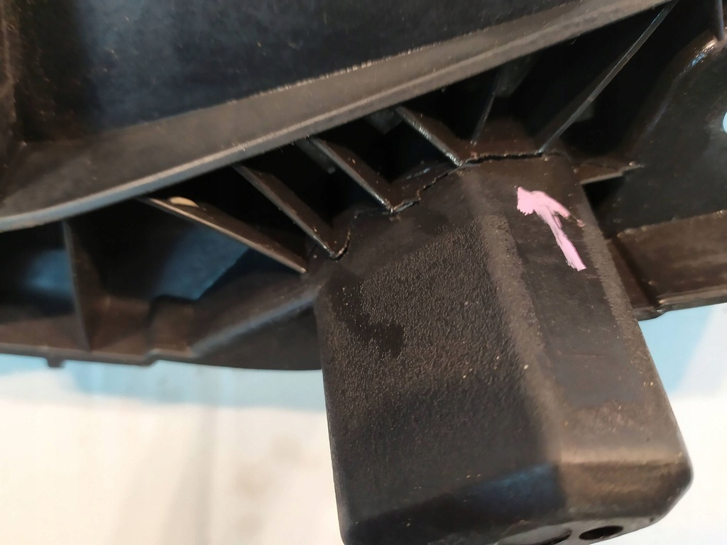 фото №10, Решётка радиатора усилитель перед audi a4 s4 b9