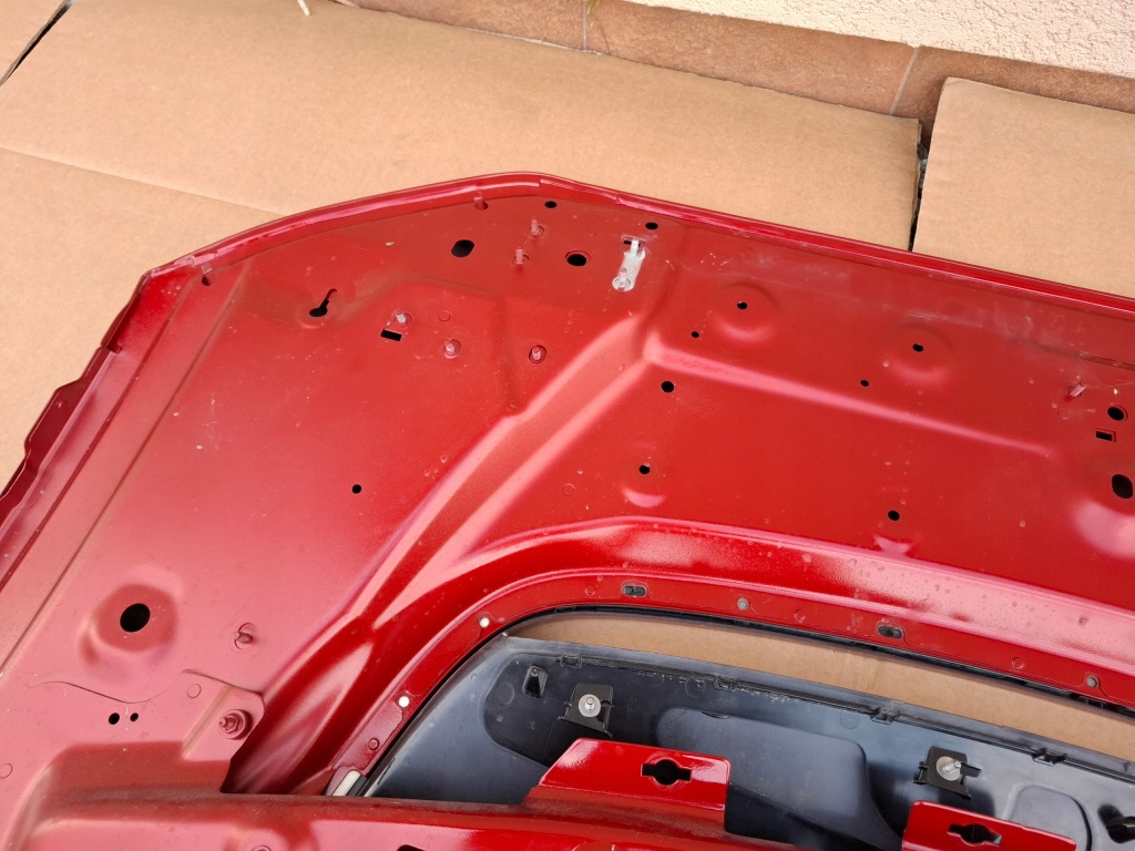 Капот крышка jaguar 1 pace оригинал хороший состояние Оригинал