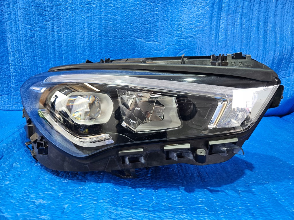 Купити Mercedes cla a118 w118 full led фара правий перед фара performance