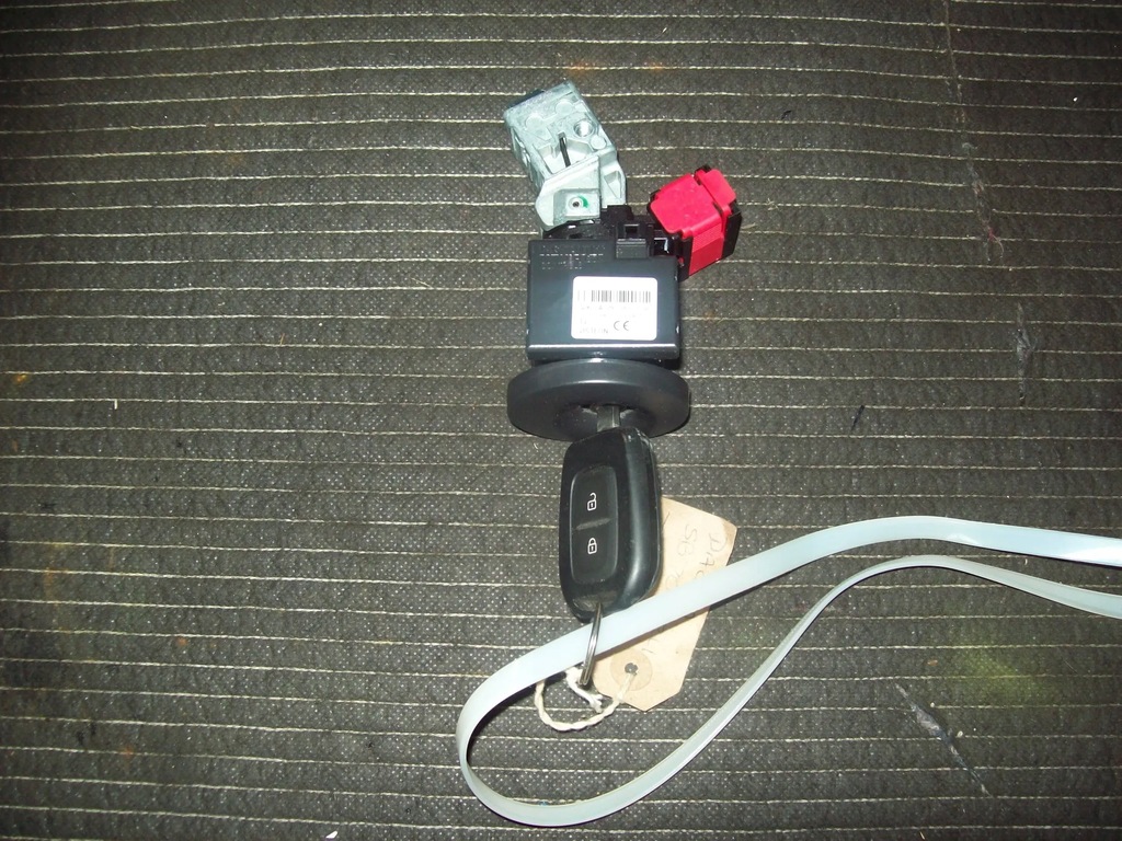 фото №12, Бортовий комп'ютер набір стартовий duster ii dacia 1.3 tce механічна коробка передач замок запалювання лічильник