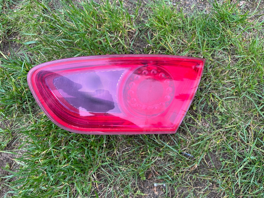 фото №1, Лампа правый задняя w крышка leon ii lift 1p0945094f