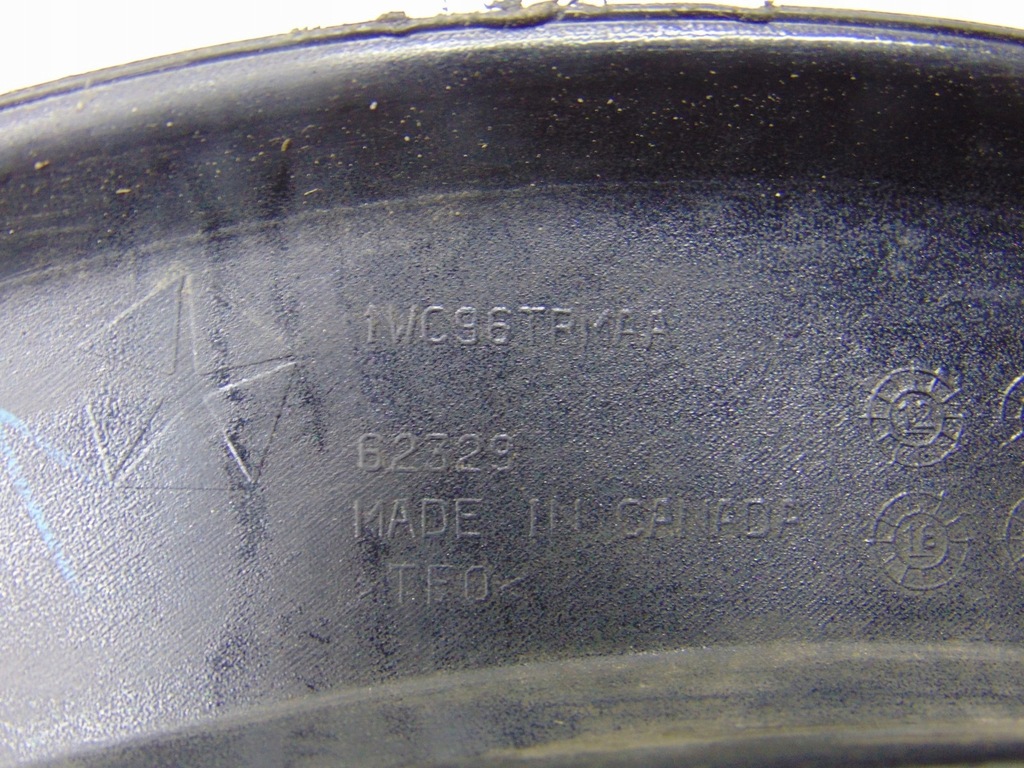 фото №6, Молдинг крыла правая перед grand cherokee wk2 1wc96trmaa