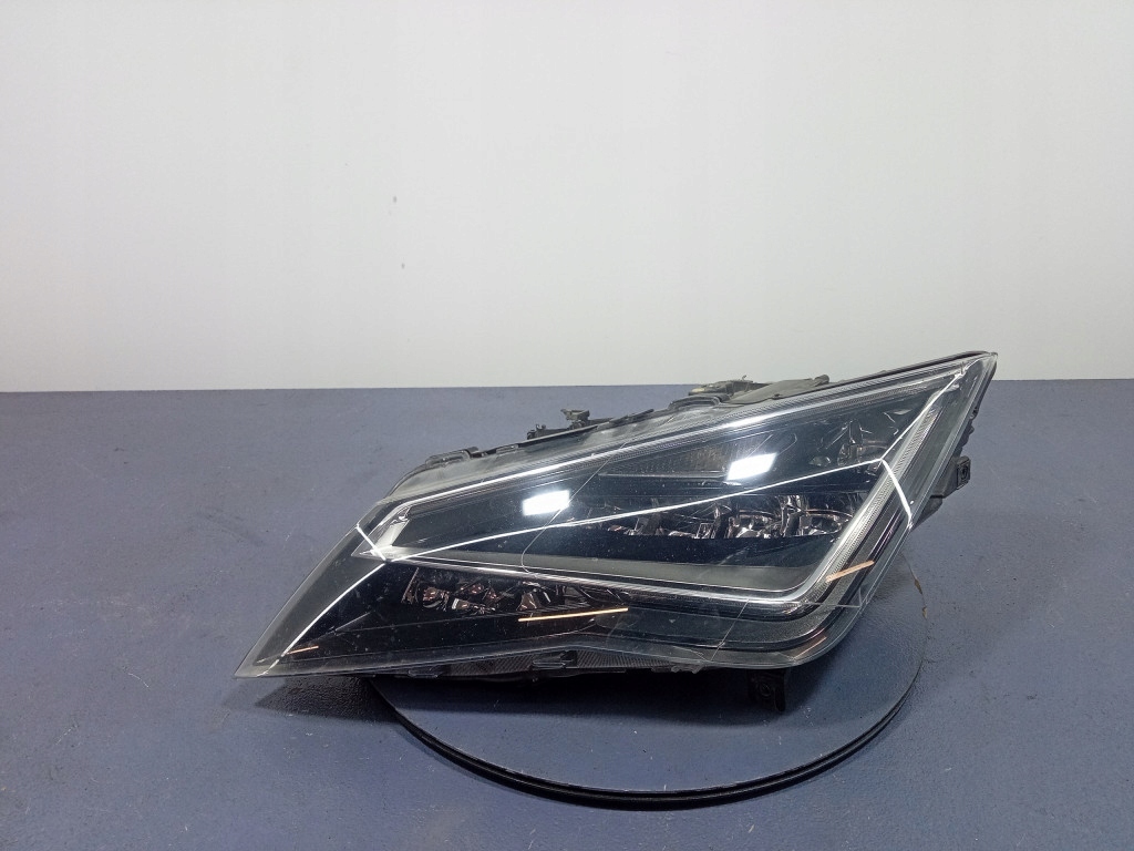 фото №1, Seat leon iii фара лівий лампа передня led eu 5f1941007b