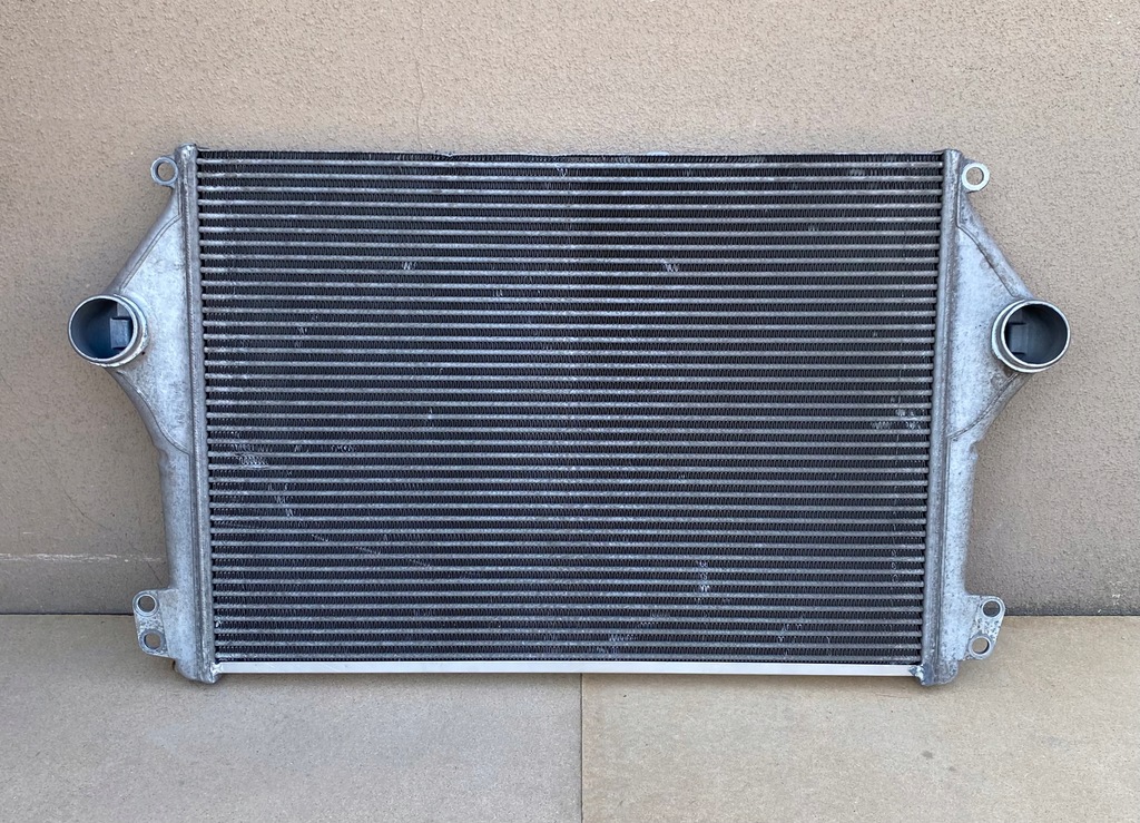 фото №1, Радиатор интеркулер scania r s ngt 2433149