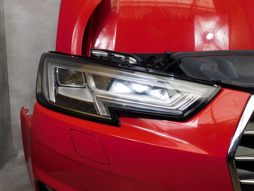 фото №5, Audi a4 b9 8w kompletny перед капот крила бампер pas лампи full led