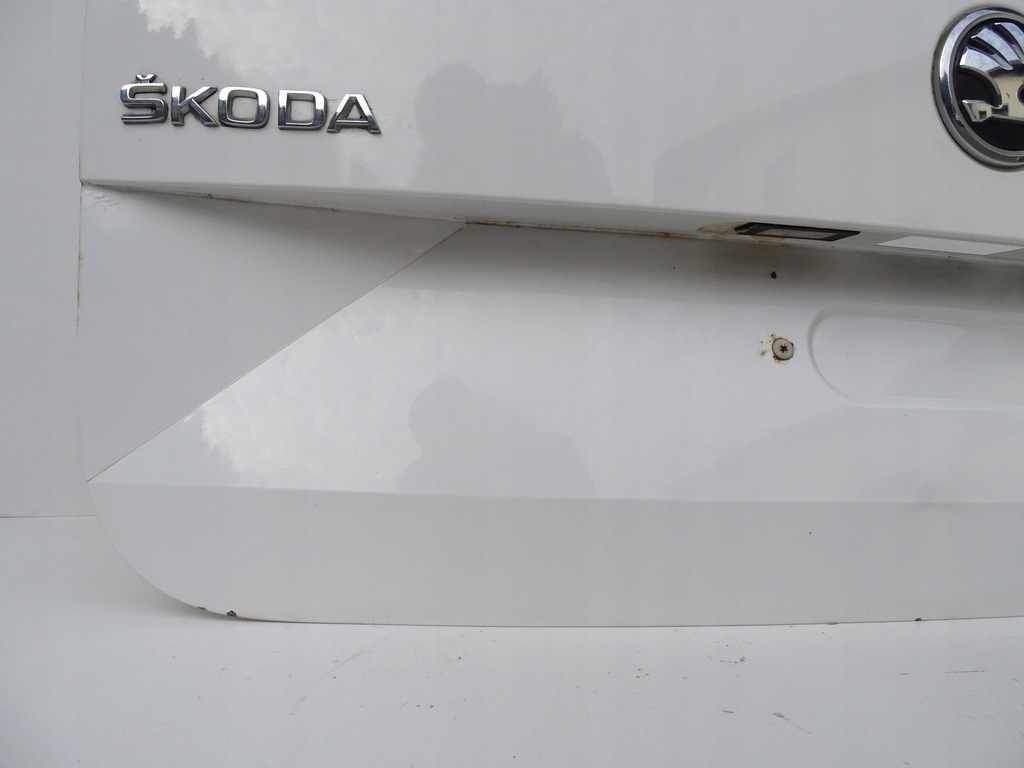 фото №7, Крышка багажника задняя задняя багажника с стекло lf9e skoda yeti i lift 5l0 12-17r
