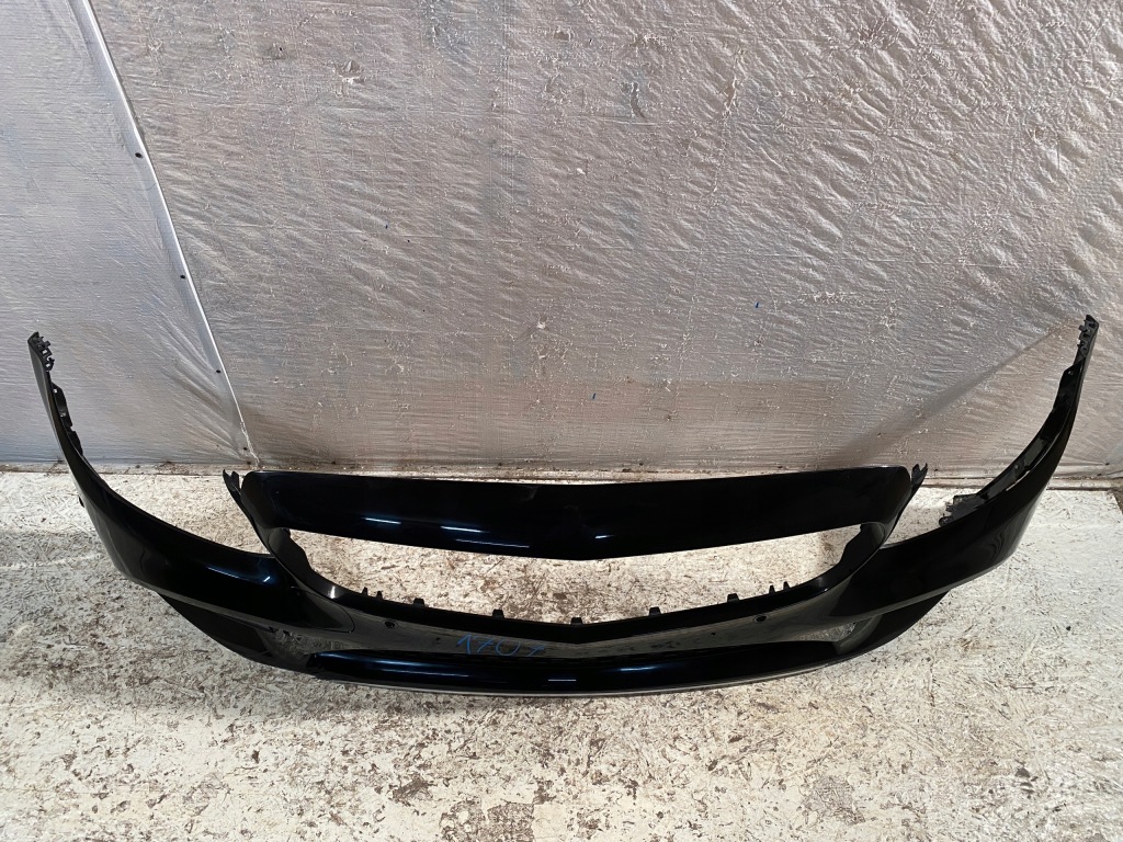 Mercedes c-klasa w205 рестайлінг  amg бампер перед Недорого