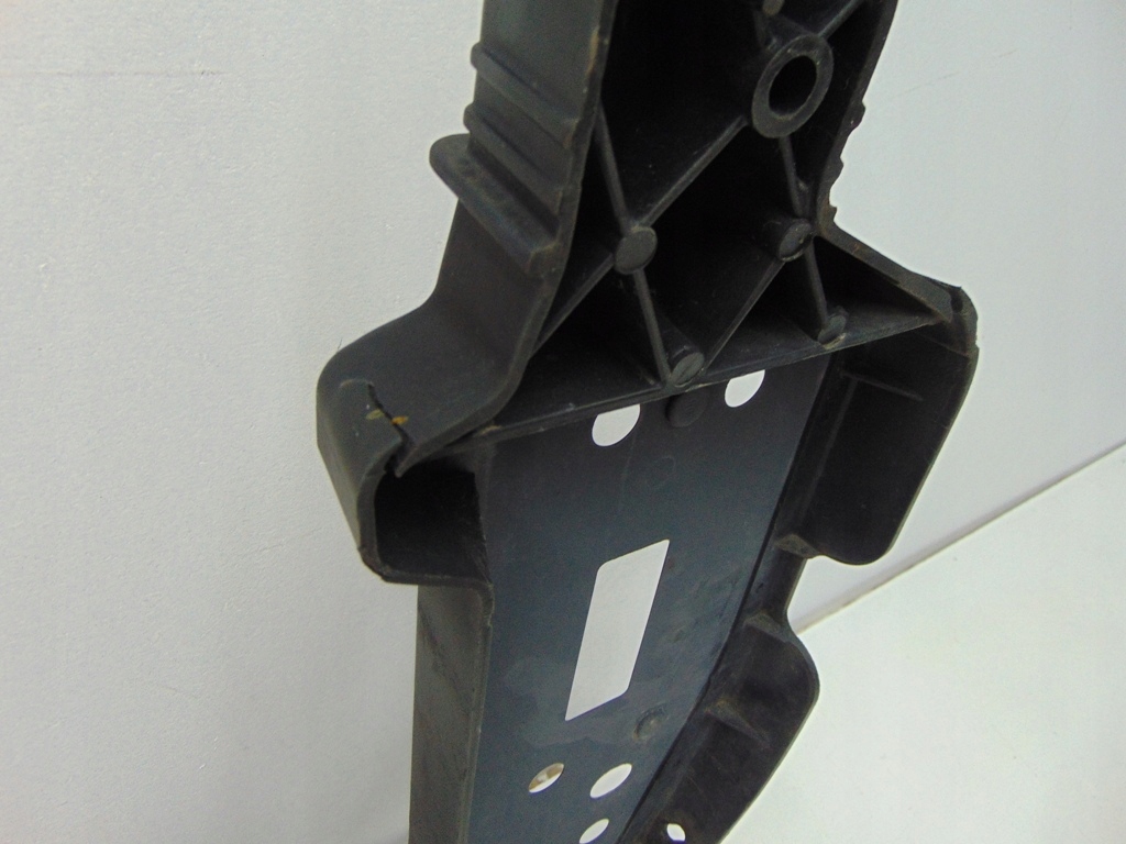 фото №8, Kia оригинальный номер 64101 1y000 передние обшивка