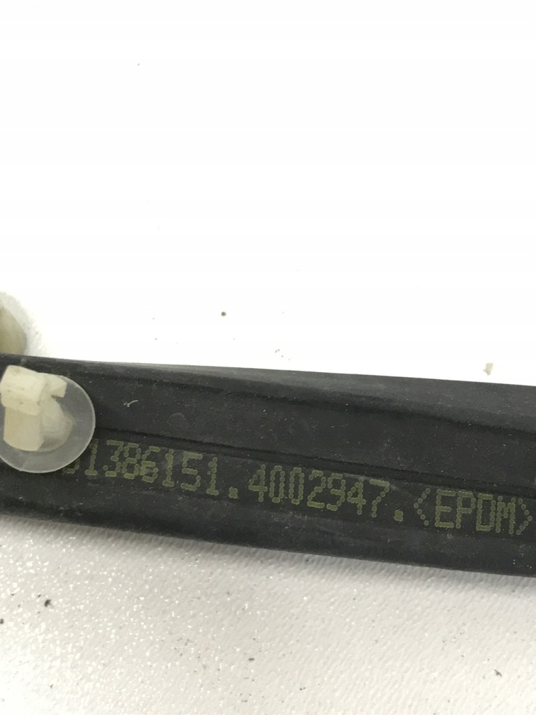 фото №10, Прокладка наружной накладки порога volvo s90 v90 2017- оригинальный номер 31386151