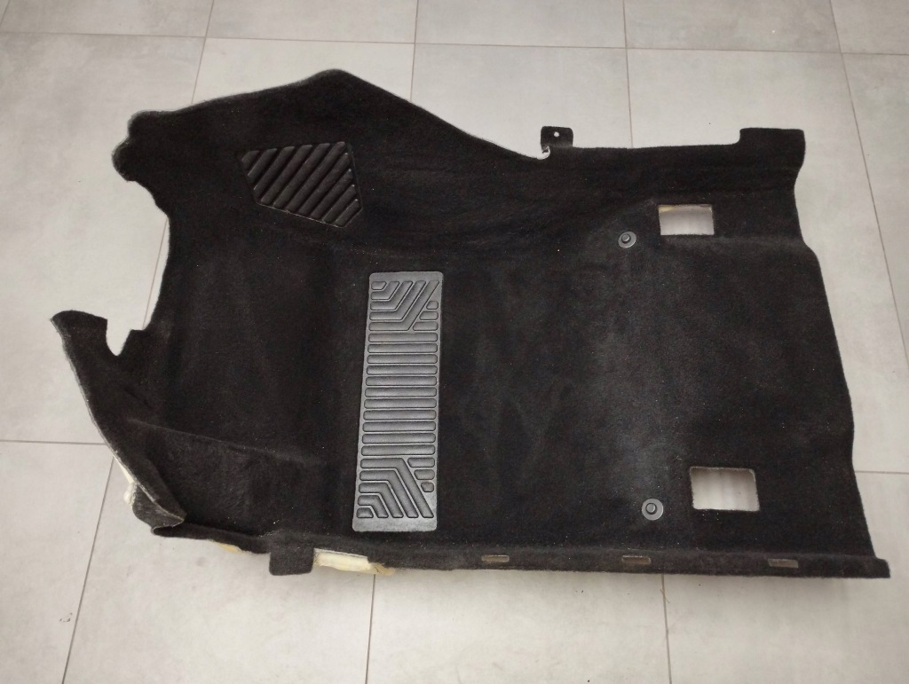 Купить Mercedes b-klasa w242 коврик левый перед a2426803700