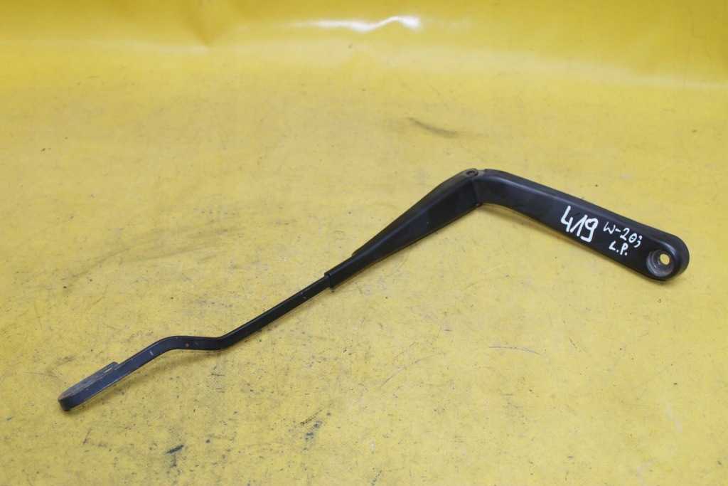 фото №1, Важіль двірники лівий перед w203 a2038200544