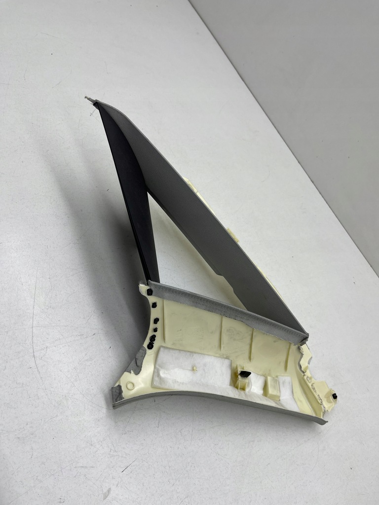 фото №10, Audi a6 c7 sedan защита обшивка стойка c обивка задняя