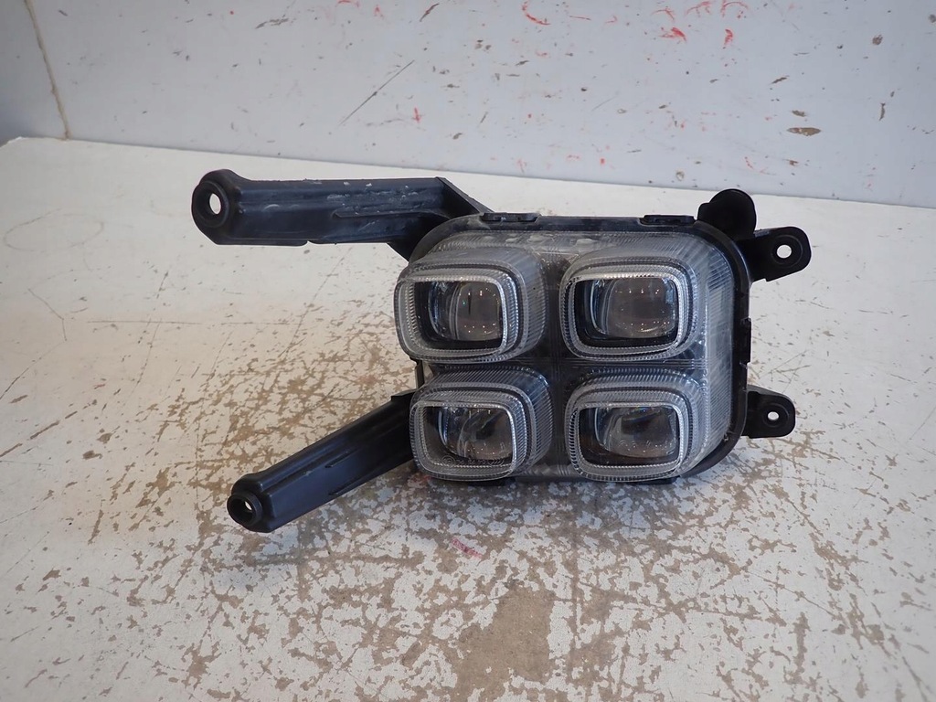 фото №1, Протитуманна фара правий kia sportage iv 2015- 92202-f1100