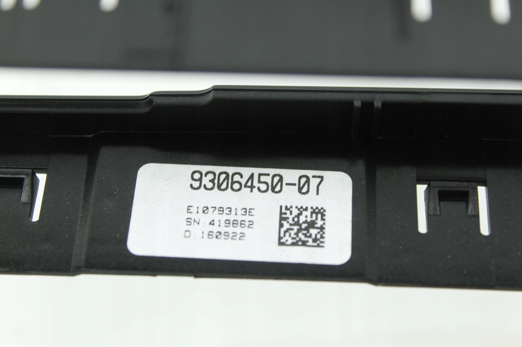 фото №2, Рамка защита радио кондиционер bmw f32 f33 f36