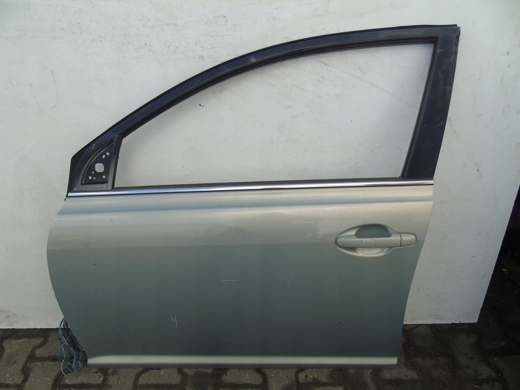 фото №1, Дверь левый перед toyota avensis t25