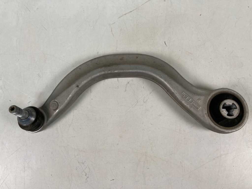 фото №1, Рычаг правый передний нижний tesla 3 y