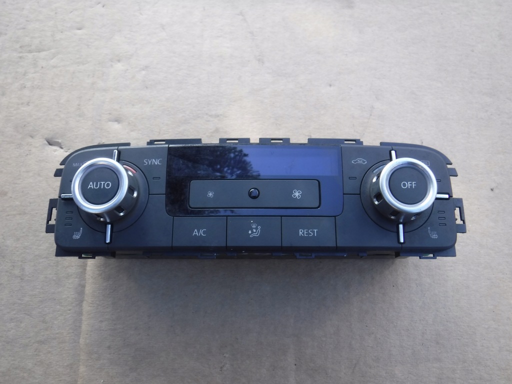 фото №1, Панель кондиционера vw touareg 7p6907040br