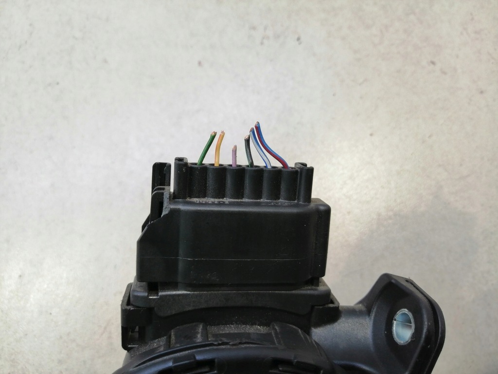 фото №7, Потенциометр газа volvo s80 ii 2.4d 6g929f836bc