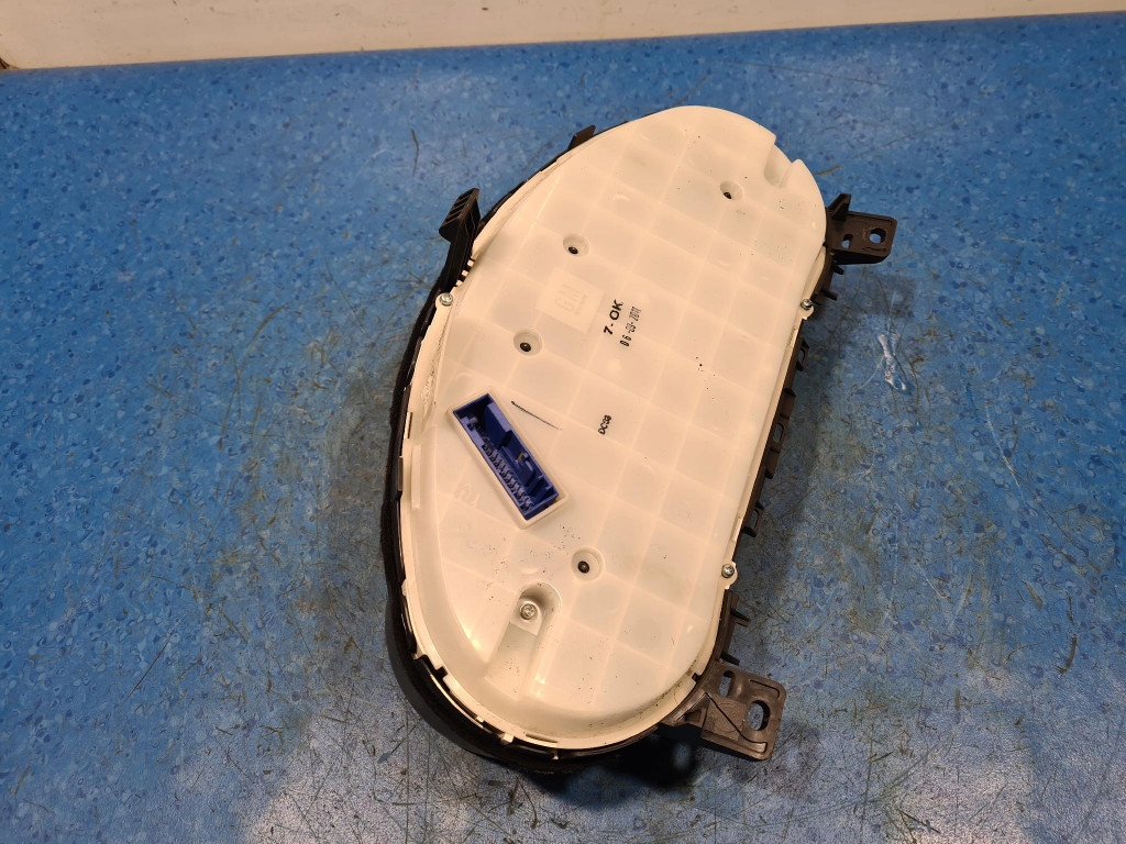 Opel astra j 1.7 cdti панель 13356298 Цена