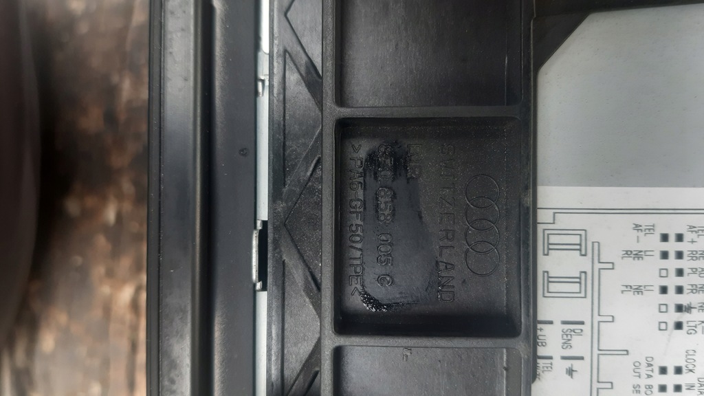 фото №5, Audi a3,8p.radio рамка комплект 8p0858005c