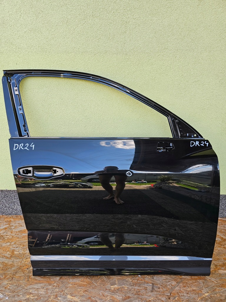 фото №1, Audi q3 83a sportback двері праве перед audi оригінальний номер ładne молдинг