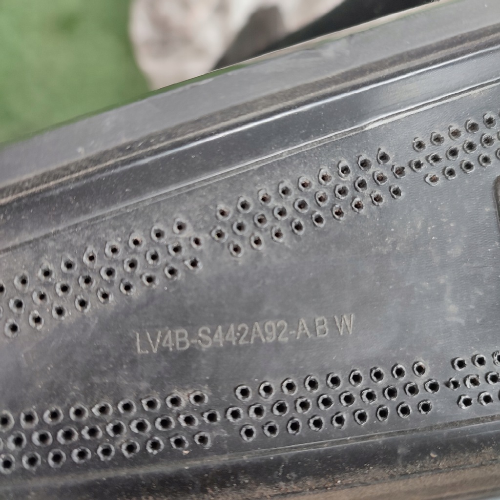 фото №6, Правая молдинг крышки ford kuga mk3 lv4b-s442a92-abw