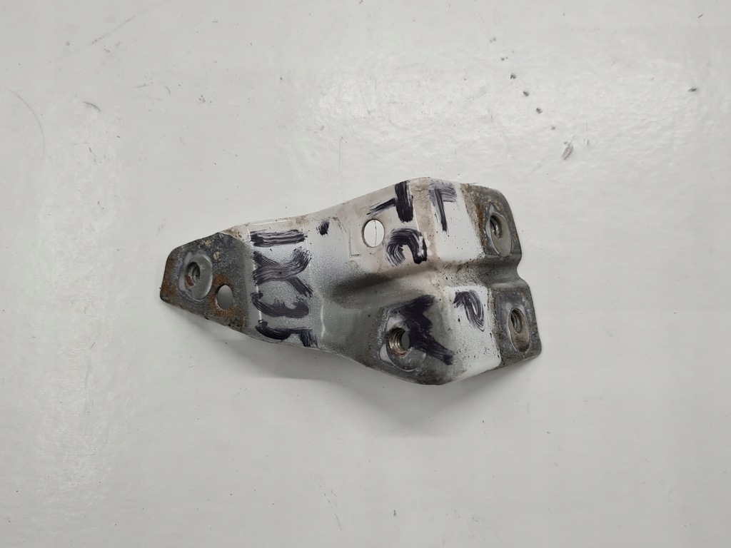 фото №1, Hyundai ix35 кронштейн крыла левый перед tcw