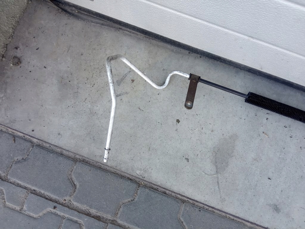 фото №4, Ford tourneo connect 1.8 tdci шланг усилителя