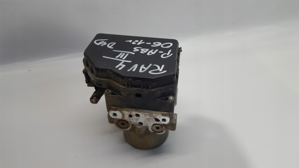 фото №1, Toyota rav4 iii lift 2,2 d4d насос abs 44540-42201