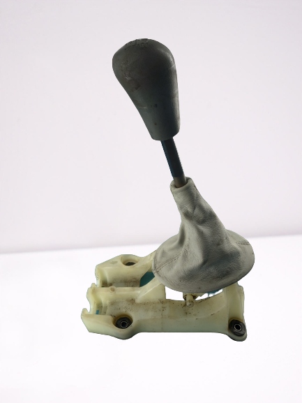 фото №1, Домкрат переключения toyota yaris verso 1.3vvti 01r