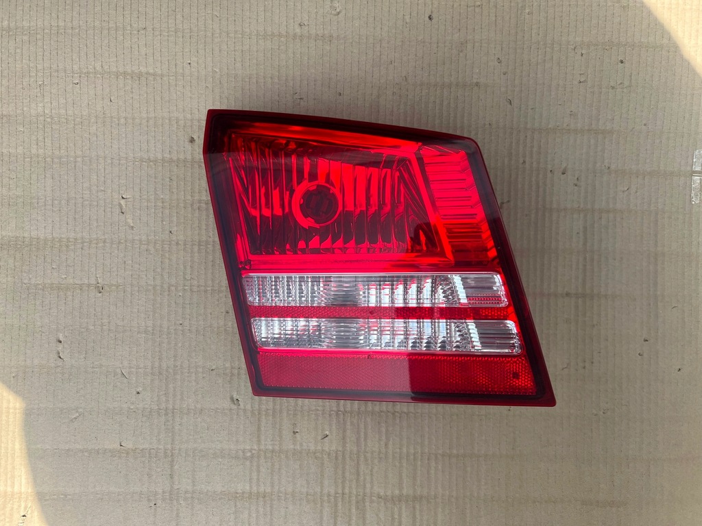 фото №1, Dodge journey лампа ліва задня задня w кришка