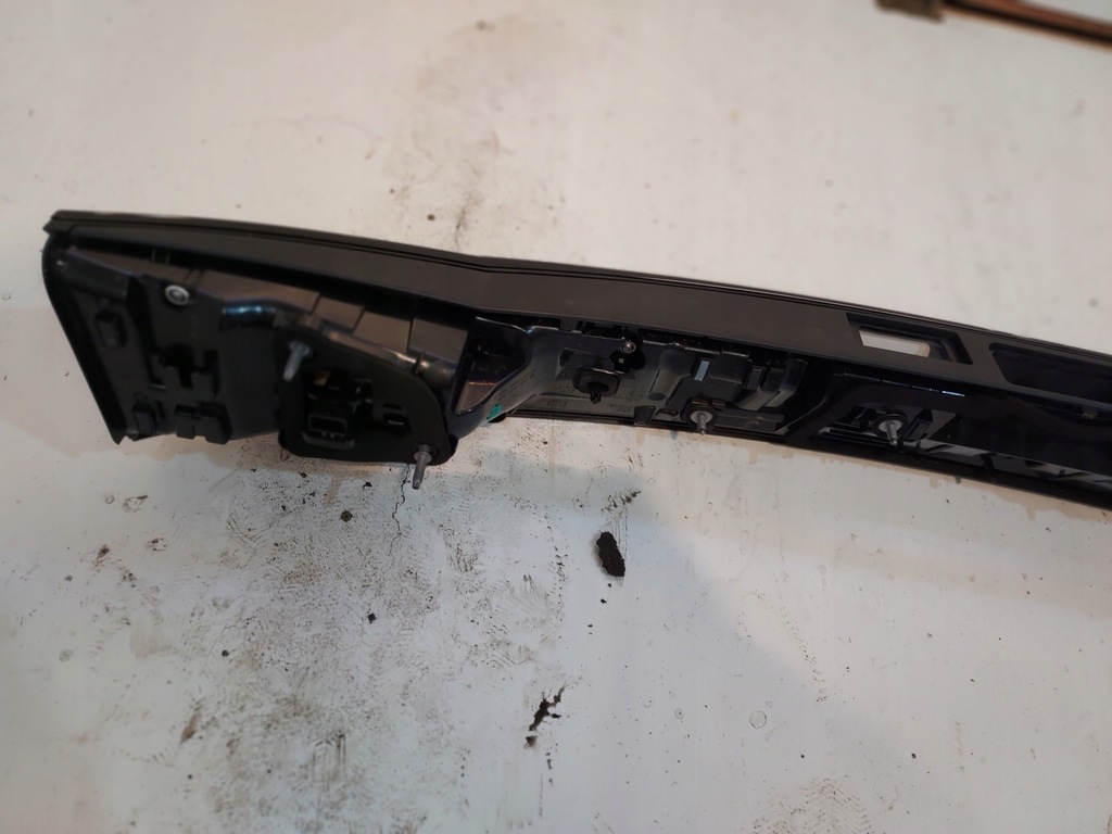 фото №6, Лампа накладка vw taigo 2g7 led задняя